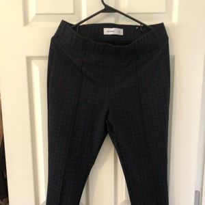 Old Navy Stevie plaid stretch ponte pants, L , Like new